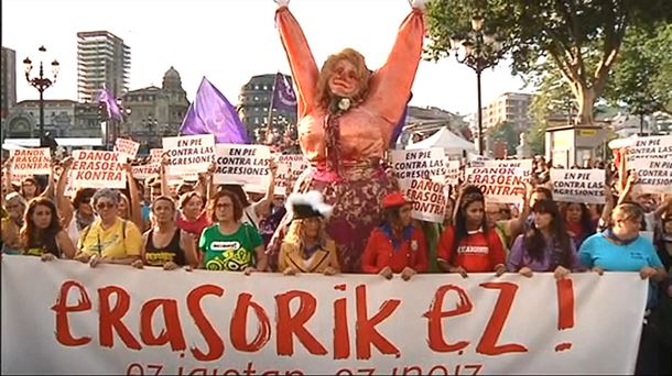 Comparsas de Bilbao denuncian las agresiones sexuales ocurridas en la Aste Nagusia