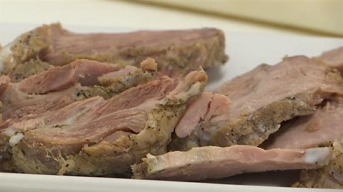 Carne contaminada. Imagen obtenida de un vídeo de ETB.