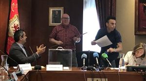 EH Bilduk eta Alfredo Arruizek Uharteko alkatetza berreskuratu dute