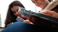 La CE investigará a Meta por considerar que Instagram y Facebook fomentan la adicción entre menores
