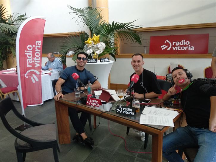 Miguel Ángel Sivestre con RV