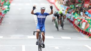 Philippe Gilbert se lleva la victoria en las calles de Bilbao