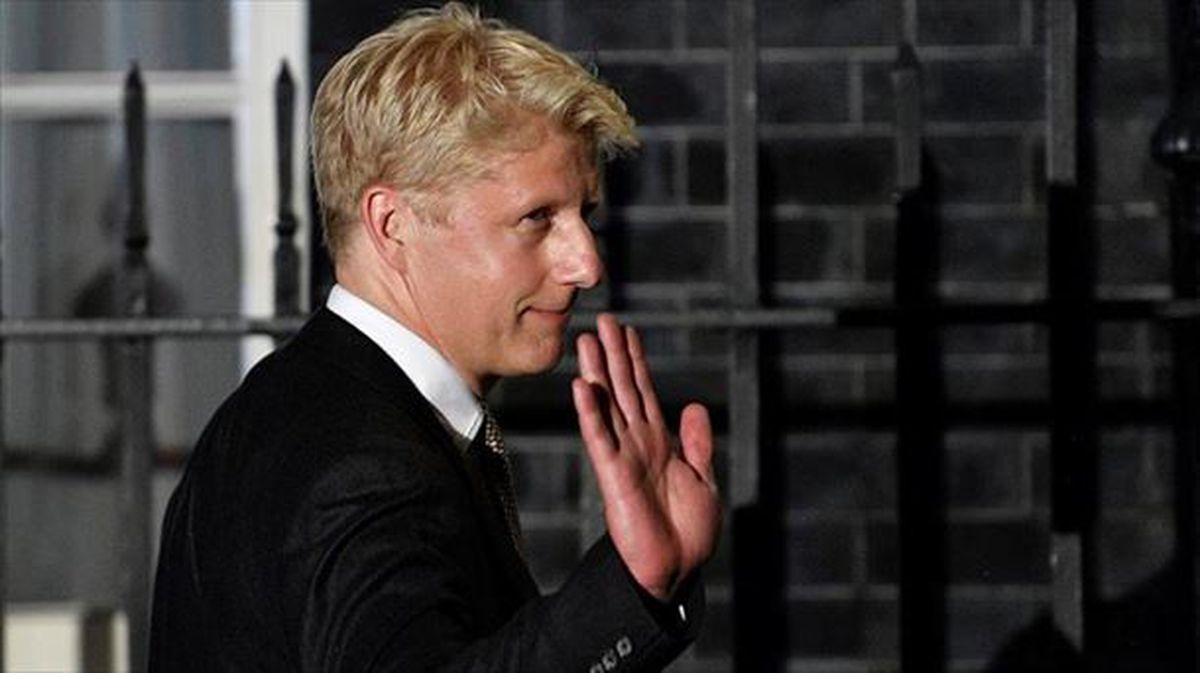 Jo Johnson, hermano del primer ministro de Reino Unido, Boris Johnson, llegando a Downing Street 