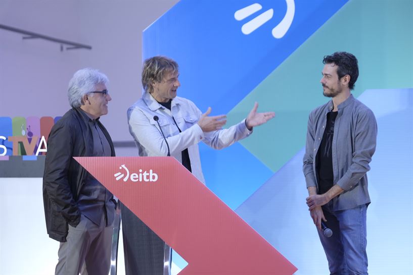 Ahotsak: Julian Iantzi e Hibai Etxebarria