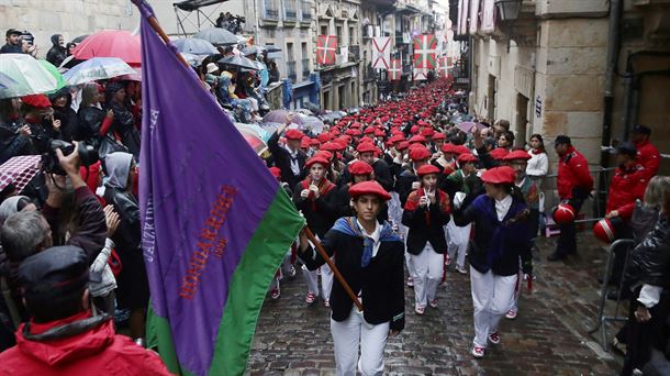 Desfile de la Compañía Jaizkibel.