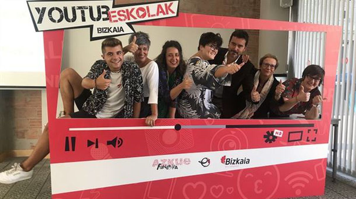 En octubre comienzan las ‘Youtubeskolak’, para crear vídeos en euskera en Youtube