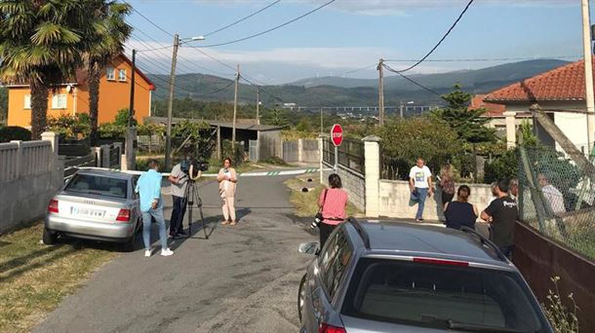 Vista de la zona precintada por el triple crimen machista en Pontevedra