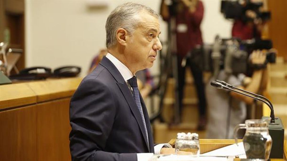 Urkullu, en una intervención anterior en el Parlamento Vasco.