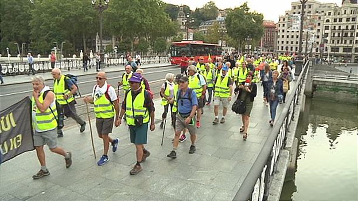 Los pensionistas vascos inician una marcha a Madrid para exigir pensiones dignas