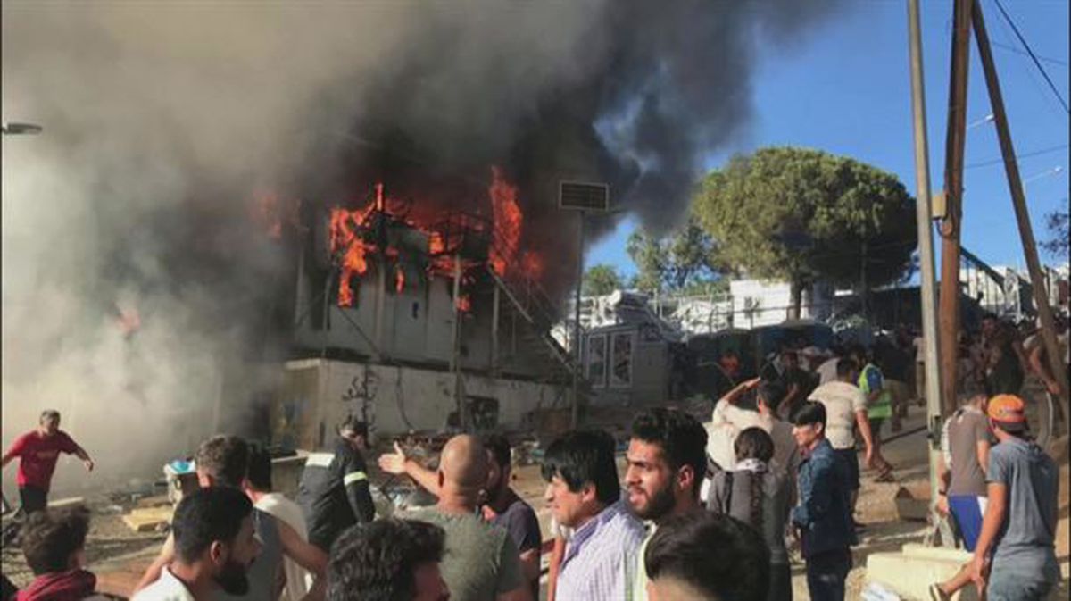 Incendio en el campo de refugiados de Moria