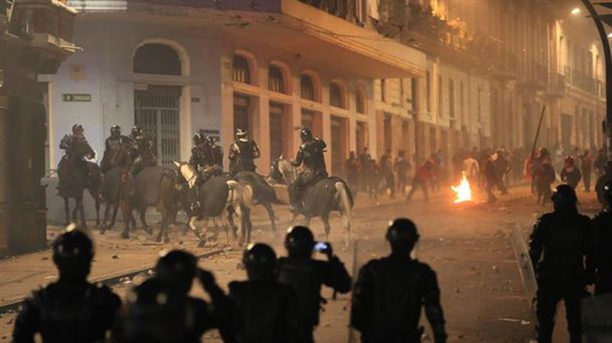 Ekuadorko Gobernuak iragarritako erreforma ekonomikoaren aurako protestak. Argazkia: EFE