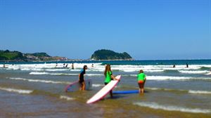 Libreria Muga. Pioneros del surf en Zarautz. Corn Island.