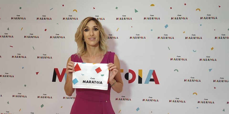 Eider Hurtado EiTB Maratoiko buffarekin (Argazkia: EITB)