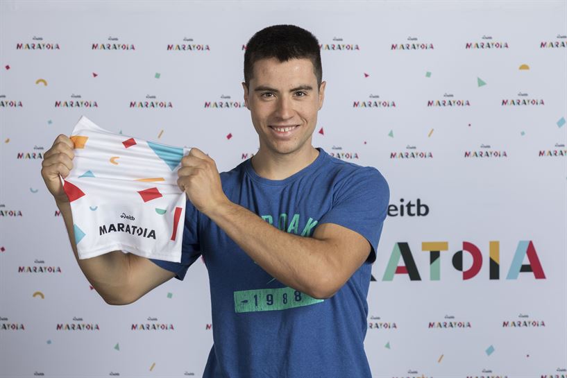 Eskiroz EiTB Maratoiko buffarekin (Argazkia: EITB)