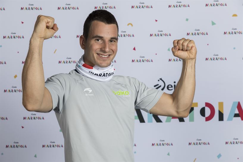 Imaz EiTB Maratoiko buffarekin (Argazkia: EITB)