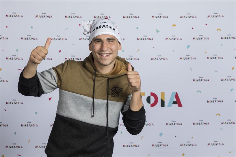 Iturriaga EiTB Maratoiko buffarekin (Argazkia: EITB)