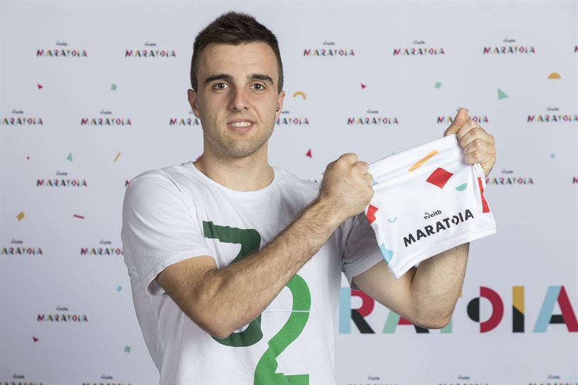 Peña II EiTB Maratoiko buffarekin (Argazkia: EITB)