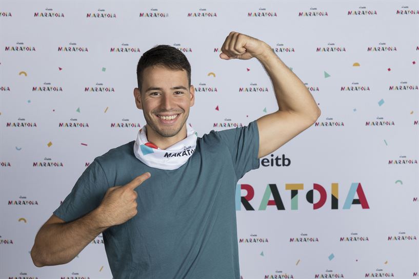 Dario EiTB Maratoiko buffarekin (Argazkia: EITB)