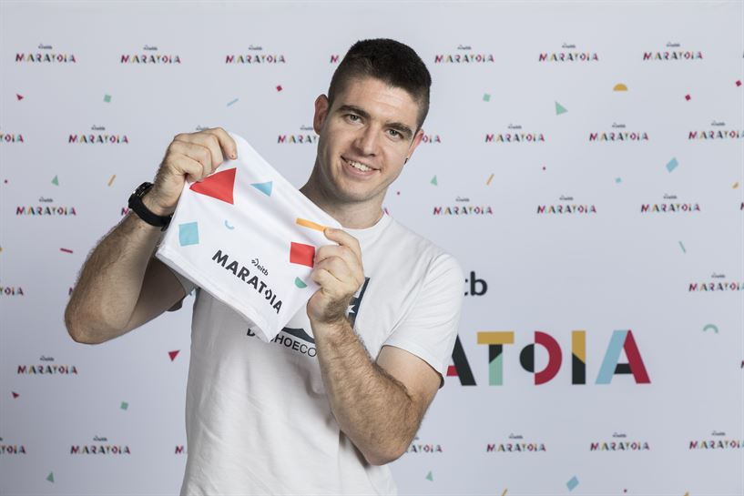 Irribarria EiTB Maratoiko buffarekin (Argazkia: EITB)