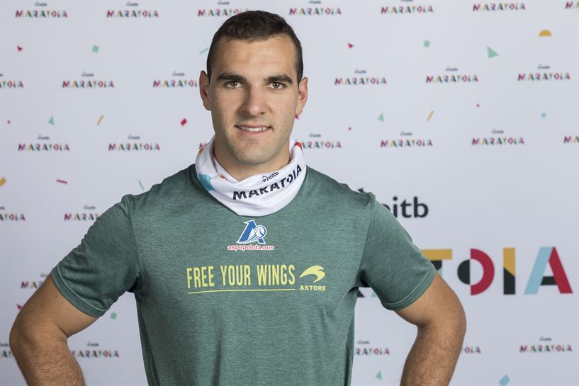 Ruiz EiTB Maratoiko buffarekin (Argazkia: EITB)