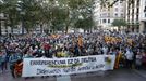 Protestas ruidosas en pueblos y ciudades de Euskal Herria contra la sentencia