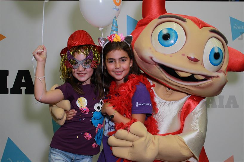 Gorritxo, HIRU3 Jaiko 'photocall'ean (Argazkia: EiTB)