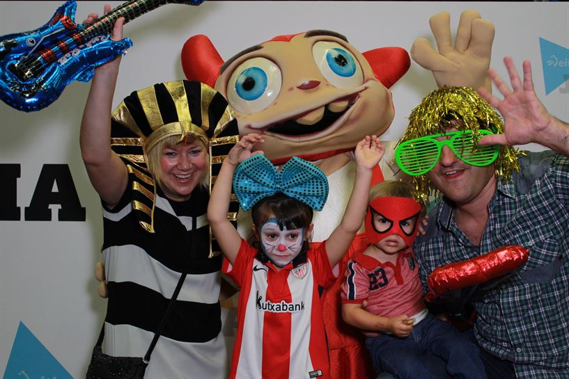 Gorritxo, HIRU3 Jaiko 'photocall'ean (Argazkia: EiTB)