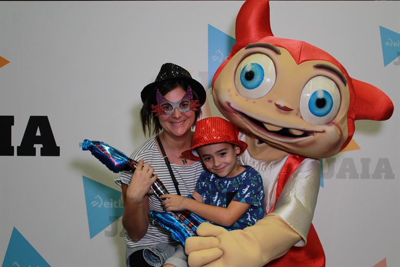 Gorritxo, HIRU3 Jaiko 'photocall'ean (Argazkia: EiTB)