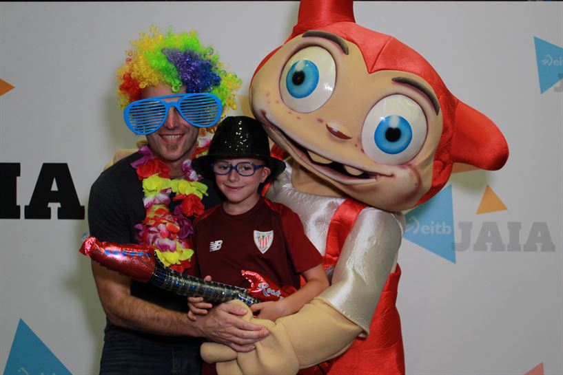 Gorritxo, HIRU3 Jaiko 'photocall'ean (Argazkia: EiTB)