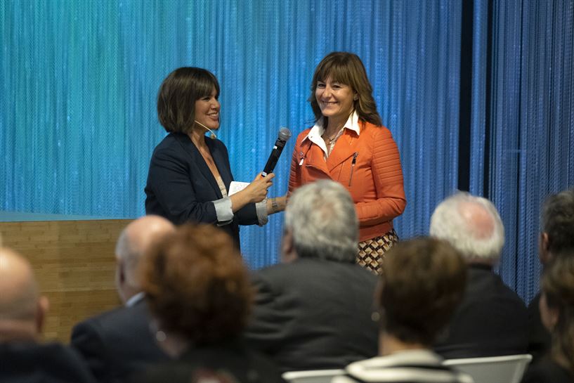 EiTB presenta el documental '40 taupada, herri bat'.