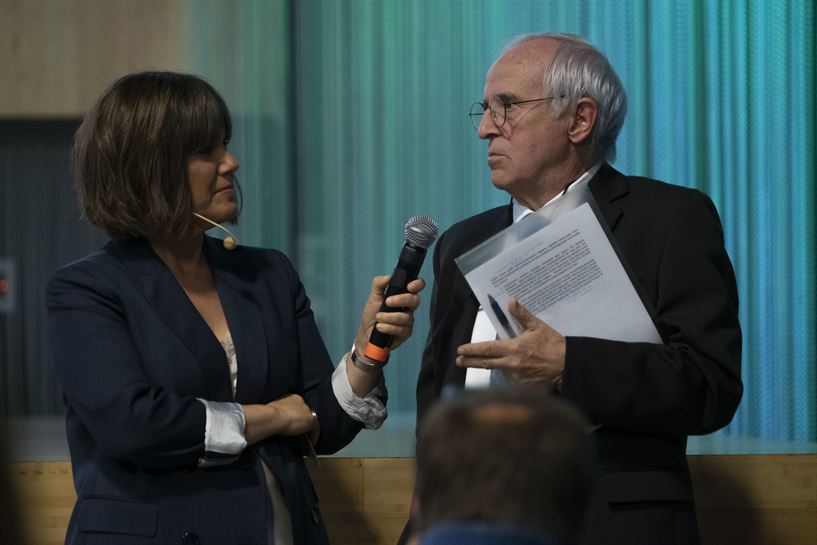 EiTB presenta el documental '40 taupada, herri bat'.