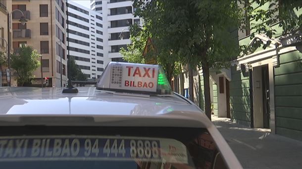 Bilboko taxi bat. EiTBko bideo batetik hartutako irudia