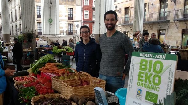 INAKI INTXAUSTI. MERCADO. ORDIZIA.