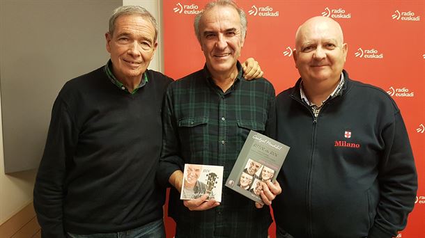 Gontzal Mendibil con Félix Linares y Kike Martín