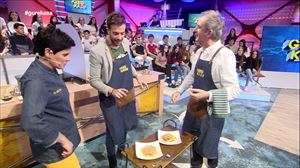 Ahuakate tartarrari 'ukitu artistikoa' eman dio Kike Amonarrizek