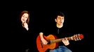Ana y Carlos nos regalan una versión muy especial de 'Lau teilatu'