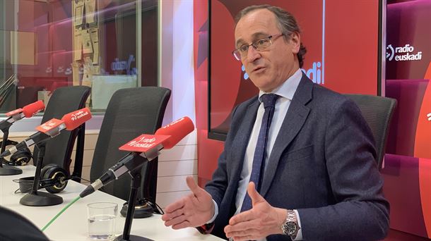 "La única alternativa que da estabilidad es un acuerdo entre PP y PSOE"