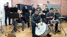 Jundajo txarangak ere musika taldearen 'Lau Teilatu'ren bertsioa bidali du