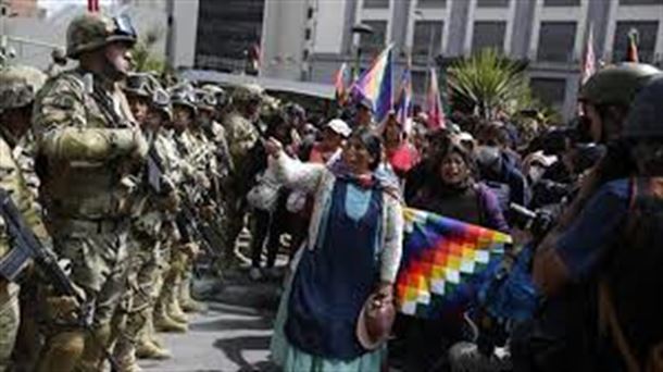 "En Bolivia hay una cacería contra ministros y funcionarios de Evo Morales"