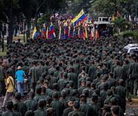 Maduroren indar erakusketa Venezuelako kaleetan
