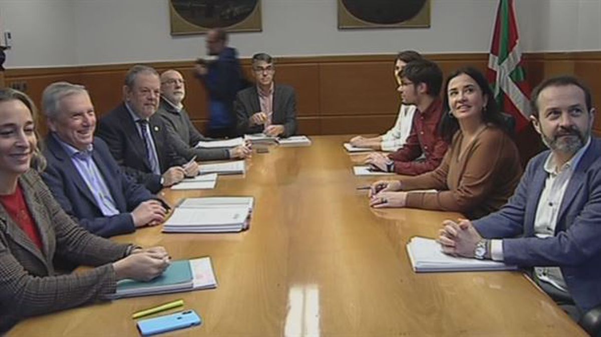 Segunda reunión entre Azpiazu y Elkarrekin Podemos