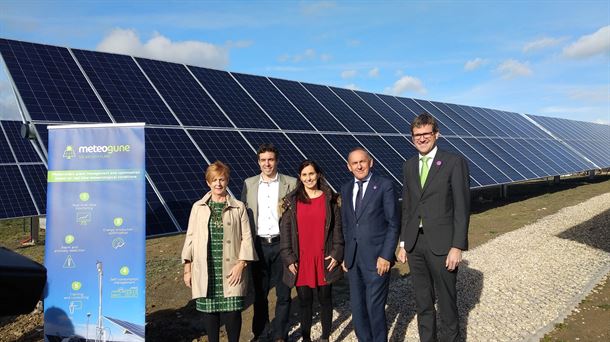 METEOGUNE
Energías renovables
Planta fotovoltaica
Paneles solares