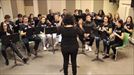 Donostiako Udal Musika eta Dantza Eskolaren 'Lau Teilatu'ren bertsioa