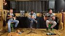 Desde Irun, Patxuko Nice nos manda su versión de 'Lau Teilatu'