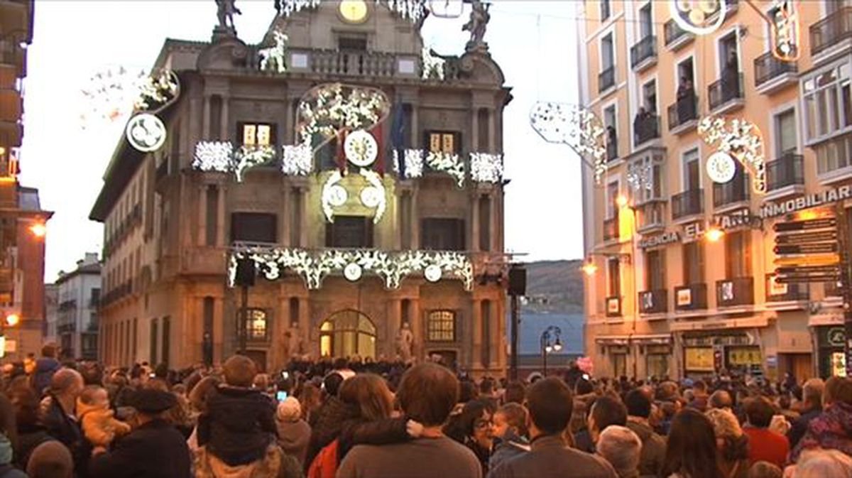 Luces de Navidad en Pamplona / EiTB