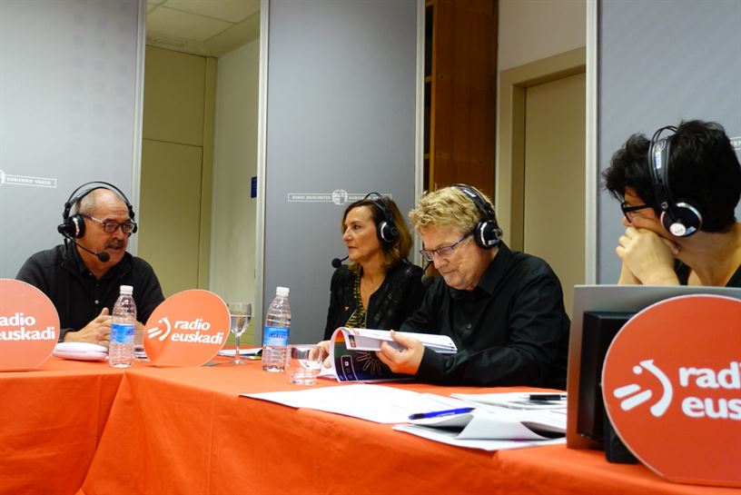 MQP', en el Pacto Social para la Migración, en Lehendakaritza. (Foto: Radio Euskadi)