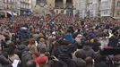 15.000 lagun inguru bildu dira Gasteizen 'Lau Teilatu' abesteko