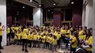 Tarine Musika Eskolakoak ere animatu dira 'Lau Teilatu' abestera