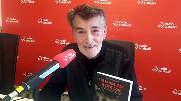 Joan Mari Torrealdai: "De la hoguera al lápiz rojo". Libro sobre la censura franquista.