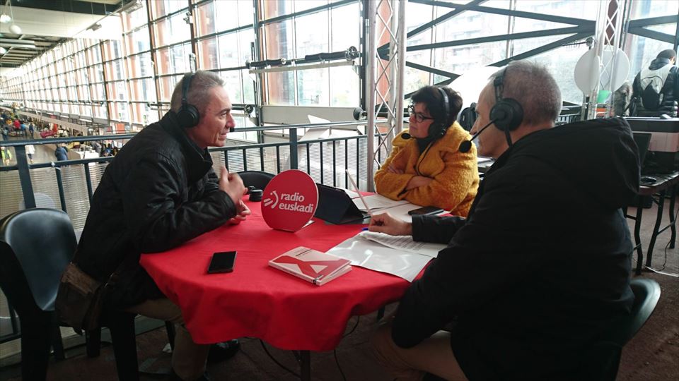 'MQP', en la Azoka de Durango. (Foto: Radio Euskadi)